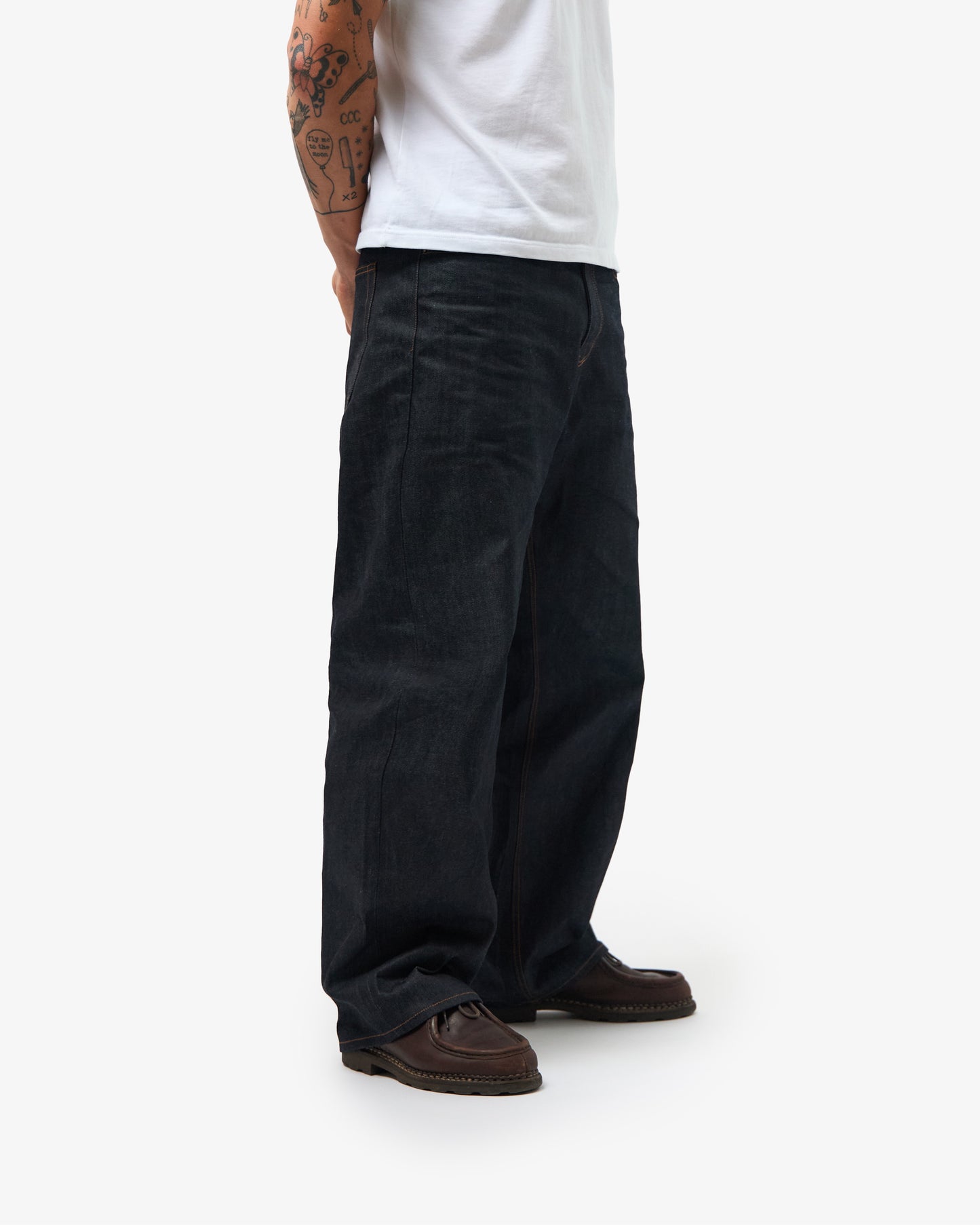 SELVEDGE RAW DENIM