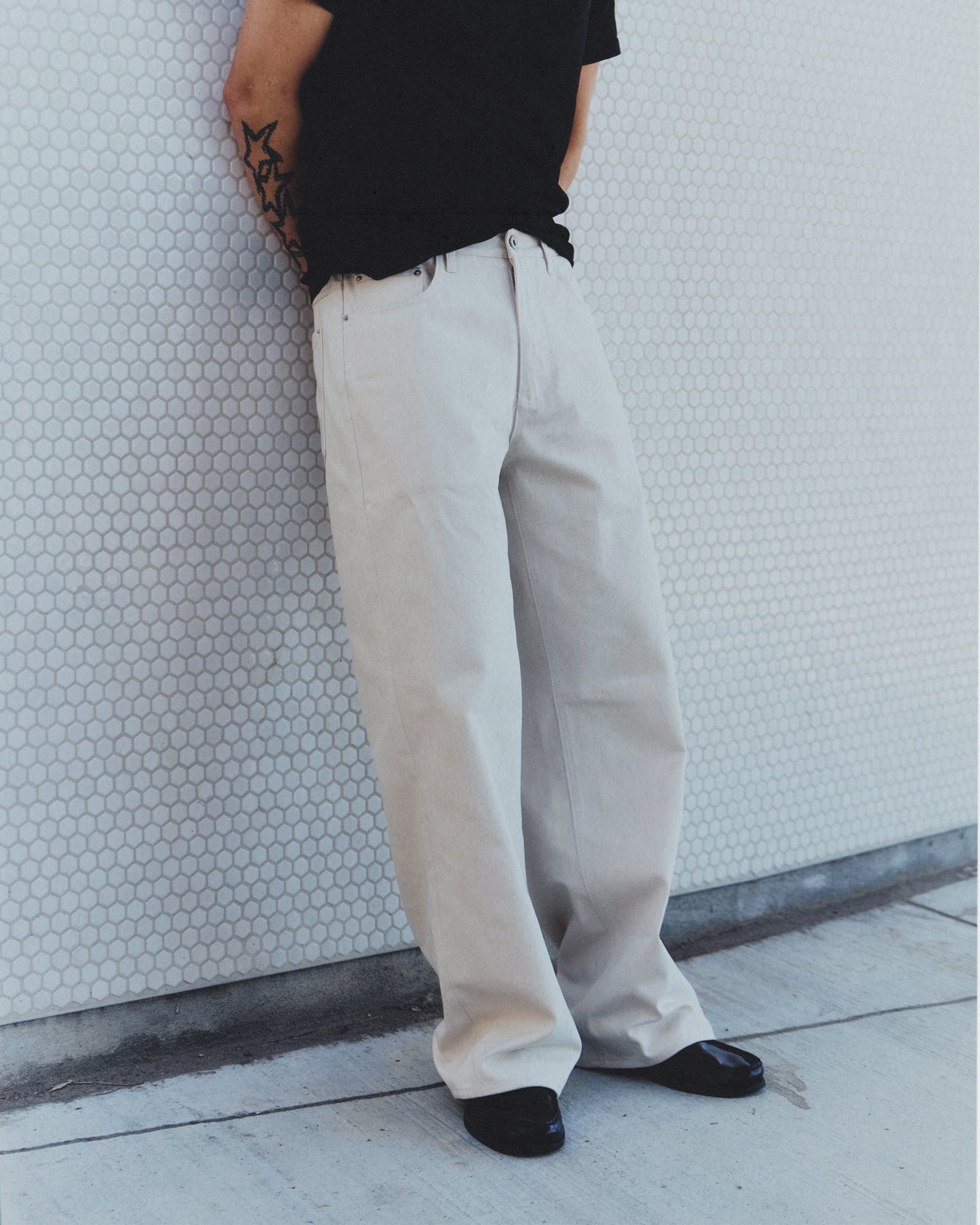 RAW DENIM JEANS - BONE